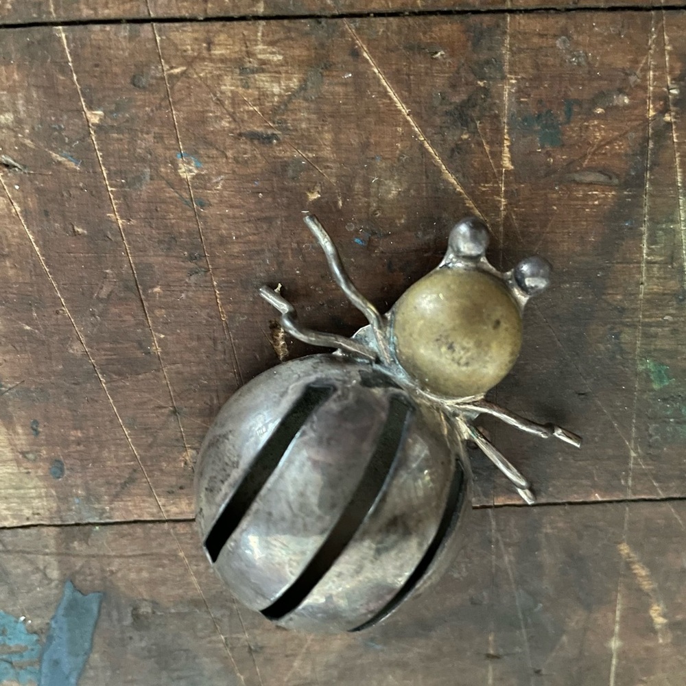 Vintage Taxco sterling pin beetle bug - Picture 3 of 8
